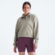 Your go-to when you head to the gym or step out for a workout on a crisp day  the women's The North Face Horizon Half-Zip pullover has a relaxed fit and supersoft fabric for comfortable everyday wear. Kids Climbing, Climbing Clothes, Beach Sunglasses, Training Gear, Beach Gear, Rope Bag, Kids Swimwear, North Face Women, Half Zip Pullover