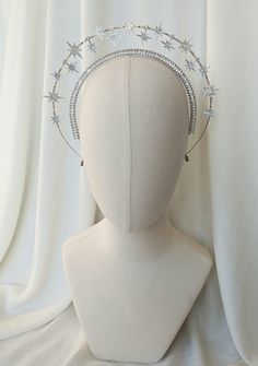 "The Astrea Halo Headband \"Astrea (star maiden) is the daughter of Astraeus and Eos. She is the virgin goddess of justice, innocence, purity and precision.\" This is the ultimate statement headpiece. Handcrafted to create the perfect celestial look. The base of the headband is made with a row of rectangular crystals that give it a true shine. (Measures 4mm)  The second row is adorned with large and medium size  silver tone crystal stars.  Hight of halo measures 5cm All of our items are handcraf Celestial Goddess Costume, Star Maiden, Celestial Bride, Statement Headpiece, Goddess Of Justice, Ab Diet, Star Costume, Bridal Halo, Goddess Costume