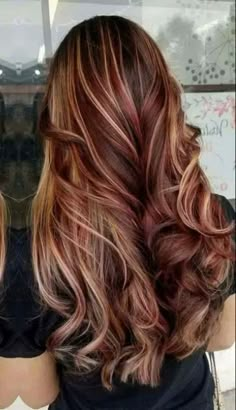 30+ Stunning Red Wine Hair Color Ideas To Rock This Year Perfect Hair Color, Brunette Balayage, Curly Hair Types, Hairstyle Inspiration, Latest Hair, Hair Color Ideas For Brunettes, Hair Color Highlights