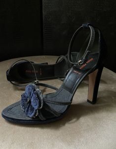 such a cute pair of miu miu heels - retro velvet strappy heels, very Carrie Bradshaw, a great vintage prada miu miu piece #affiliatelink Vintage Miu Miu, Dark Blue Shoes, Sandals Aesthetic, Miu Miu Heels, Velvet High Heels, Pretty Heels, Heels Aesthetic, Floral Heels, Strappy High Heels Sandals