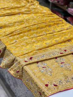 Yellow Banarasi Georgette Mirror Embroidery Saree - Etsy Qatar Yellow Heavy Saree, Traditional Dressing, Best Indian Wedding Dresses, Bridal Anklet, Saree With Belt, Banaras Sarees, Lehenga Saree Design, Mehendi Outfits