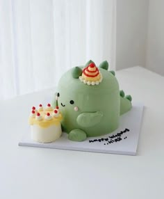 there is a cake shaped like an animal