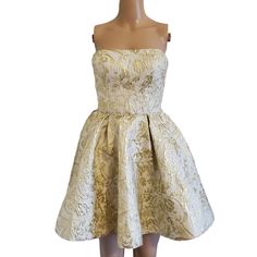 Sherri Hill Gold Brocade Corset Back Mini (0) Strapless Full Skirt Drawstring Corset Back Mini Dress. Cream Formal Mini Dress With Gold Brocade. Minor Signs Of Wear. Loose Threads At Back Of Bodice. Should Be Easily Mended. Make Up On Interior Lining. Items Are Kept In Storage. Smoke Free/Pet Free Unless Otherwise Noted. Reasonable Offers Only! 50% Or Lower Will Not Be Entertained! No Negotiating In Comments. If Interested Please Make An Offer. Girly, Formal, Prom, Homecoming, Wedding Guest, Reception Dress, Glam, Baddie, Brocade Corset, Formal Mini Dress, Gold Brocade, Mini Dress Formal, Corset Back, Sherri Hill Dresses, Dress Cream, Reception Dress, Sherri Hill