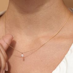 VRAI Solitaire Pendant Solitaire Diamond Pendant, Solitaire Pendant Necklace, Solid Gold Chains, Dope Jewelry, Solitaire Diamond, Solitaire Pendant, Girly Jewelry, Diamond Pendant Necklace, Dream Jewelry