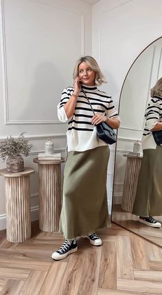 How to Style a Slip Skirt - 25 Chic Slip Skirt Outfit Ideas – May the Ray Slip Skirt Outfit Casual, Satin Slip Skirt Outfit, Turtleneck Outfit Ideas, Spring Sweater Outfits, Cute Sweater Outfits