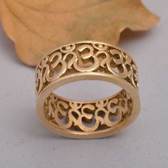 Handmade item Product :- ring Material :- brass * We accept custom order also. If you have any design in your mind, you can contact us. * Beautifully craft handmade brass ring. * brass rings are handmade in our shop. * Our First Priority Is Customers Satisfaction and Happiness * handmade ring, brass ring, fashion ring Contact us :- If you have any question about our products, contact us . We do always best for our customers. Om Design Rings For Women Gold, Thumb Rings For Women Gold Unique, Om Ring Design For Women, Thumb Rings For Women, Gold Thumb Rings, Yoga Ring, Wholesale Jewelry Supplies, Silver Rings Simple, Ringe Gold