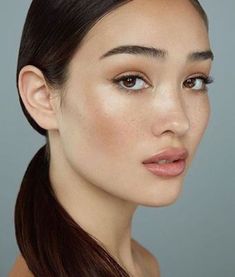 O Cabelo da Ariadne Artiles - Gabi May Light Makeup Asian, Natural Make Up Asian, Make Up Asian, Light Skin Makeup, Makeup Asian, Asian Skin, Best Wedding Makeup, Braut Make-up, Natural Make Up