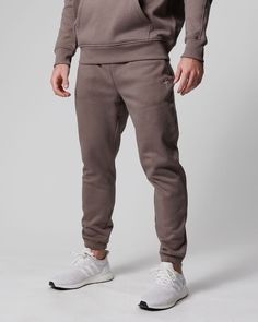 LEISURE /// Designed for maximum comfort and versatility for leisure or the gym. Built for everyday wear. Comfortable Winter Workout Sweats, Casual Breathable Activewear For Streetwear, Breathable Casual Activewear For Streetwear, Cotton Joggers For Workout During Sports Season, Athleisure Cotton Activewear For Streetwear, Sporty Sweats With Ribbed Cuffs For Workout, Solid Color Casual Sweats For Workout, Cotton Athleisure Sweats For Sports Season, Comfy Activewear With Ribbed Cuffs For Workout