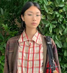 Bangs And Glasses, Jessica Lee, Mood Board Fashion, Insta Inspo, Fashion Board, Gaming Clothes, Vintage Clothes, Dahlia, Modest Fashion