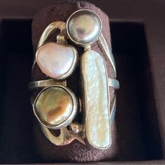 Sterling Silver Solid 925 Mix Natural Pearl Statement Ring Size 8 Designer 11 Grams Brand New Condition No Wear Or Damage Vintage Freshwater Pearl - Statement- Vintage Boho - Mother Of Peal - Blue Pearl - Silpada Free Form - South Sea Southwest- Tiffany - Sundance David Yurman - John Hardy Free People - Nordstrom Neiman Marcus - Moon Magic Effy Statement Ring Pearl, Kathy Waterman Jewelry, Silver Sterling Silver Pearl Ring With Polished Finish, Sterling Silver Pearl Ring With Polished Finish, Sterling Silver High Luster Jewelry Gift, Sterling Silver Pearl Ring With Polished Finish For Anniversary, Silver Sterling Silver Pearl Ring, Hallmarked Sterling Silver Pearl Ring, Sterling Silver High Luster Fine Jewelry