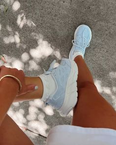 Blue Hoka Shoes, Free People Hoka Shoes, Chte Shoes, Hokas Women Outfit Jeans, Free People Hoka, Free People Sneakers, Free People Hokas, Hoka Free People, Workout Shoes Aesthetic