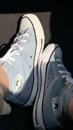 Cute Converse Shoes, Cute Converse, White Nike Shoes, Dr Shoes, Trendy Shoes Sneakers, Nike Shoes Girls, Cute Sneakers, Shoe Inspo