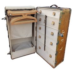 Antique Steamer Trunk, Large Wardrobe, Full Closet, Large Wardrobes, Travel Trunk, Decoupage Furniture, Steamer Trunk, Sea Travel, Blanket Chest