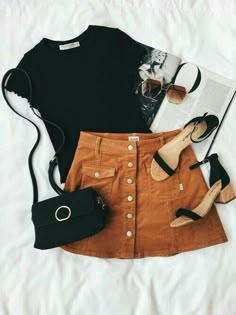 I would like a skirt like this. Stil Boho, 90's Fashion, Bohol, Penny Lane, Mode Inspo, 가을 패션, Outfit Goals, Mode Inspiration, Narnia