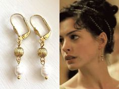 These beautiful freshwater pearl earrings are inspired by the movie Becoming Jane. genuine white rice freshwater pearls brass textured beads- 6mm gold plated brass shell lever back earrings for pierced ears around 1 1/2 inches total length Jane Austen Jewelry, Becoming Jane, Gemstone Drop Earrings, Freshwater Pearls Earrings, Sterling Silver Filigree, Art Deco Earrings, Leverback Earrings, White Freshwater Pearl, Gold Bracelet Chain