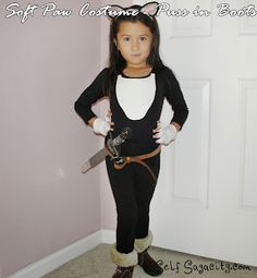 Easy Soft Paws Costume: Puss in Boots Easy Hairstyle Video, No Make Up, Cat Boots, Man Bun Hairstyles, Halloween 23