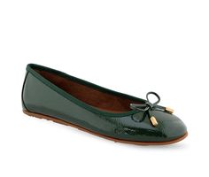 Here is your dream flat, your fashion-forward ballet flat that makes a statement, sans heels. With a classic round toe, delicate bow with metallic tips, Pia, by Aerosoles Shoes, is a delightful little delicacy. Enjoy the comfort from the ground up – a branded sole with our diamond flex outsole, a nice flat insole wedge so you’re naturally elevated and on-point, and our Stitch & Turn construction for lasting comfort performance. Wear it with anything, from jeans, to shorts, to skirts, to a flirty Green Ballet Flats, Dream Flat, Flirty Summer Dresses, Wedge Dress Shoes, Best Flats, Aerosoles Shoes, Wide Width Shoes, Womens Scrubs, Performance Wear