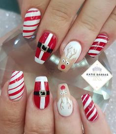 Father Christmas Nails, Santa Nail Art Christmas, Santa Belt Nails, Christmas Nails Santa, Santa Nail Art, Santa Hat Nails, Season Nails, Santa Nails, Christmas Gel