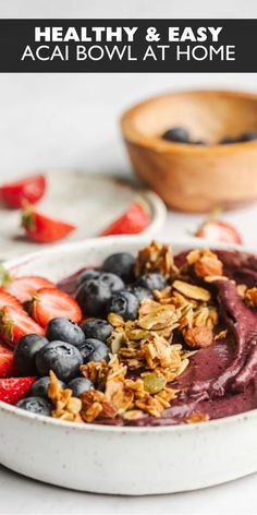 healthy and easy acai bowl at home