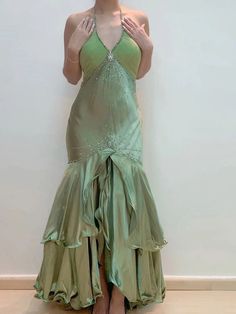 Formal Gowns Evening Dresses, Long Formal Gowns, Prom Dress Stores, Looks Party, Ball Gowns Evening, Pretty Prom Dresses, Vestidos Vintage, Green Vintage