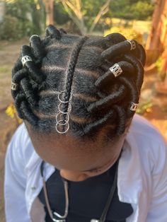 Natural Hair Pictures, Hair And Skin Vitamins, Latest Hair Braids, Hair Threading, Hair Braid Patterns, Cornrows Natural Hair, Natural Braided Hairstyles, Natural Hair Stylists