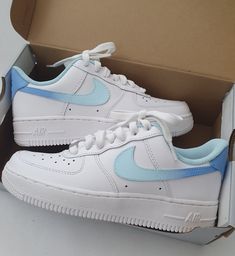 Cute Blue Nike Shoes, Swag Shoes For Women, Cute Air Forces, Painted Air Forces, Air Forces Women, Cute Shoes Nike, Custom Air Forces, Custom Air Force Ones