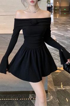 48562770706709|48562770739477|48562770772245 Fairy Dress Aesthetic, Short Dresses For Women, Y2k Dresses, Fairy Dresses, Dresses Aesthetic, Flare Sleeve Dress, Flare Sleeves, Black Short Dress, Women Cargos