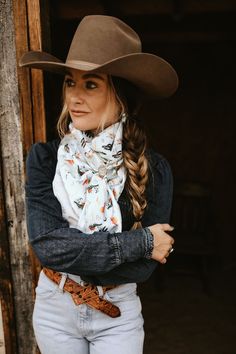 Cowgirl Bandana Outfit, Montana Wardrobe, Neck Scarf Country Outfit, Wild Rags Outfits Winter, Western Outfit With Wild Rag, Western Outfits Women Wild Rag, Bandana Neck Scarf Outfit Country, Outfit With Wild Rag, Wild Rags Outfits