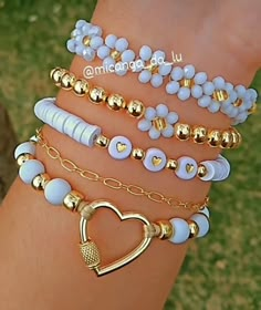 Girly Bracelets, Preppy Jewelry, Pretty Jewelry Necklaces, Beads Bracelet Design, Handmade Jewelry Tutorials, Jewelry Accessories Ideas, Handmade Wire Jewelry