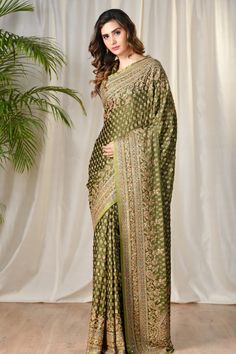 Ritu Kumar | Green Embroidered Paisley Saree | INDIASPOPUP.COM Banarsi Saree, Ritu Kumar, Sari Dress, Embroidered Saree, Stylish Sarees