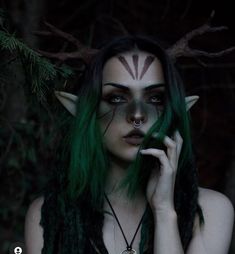 Dark Faun Makeup, Dark Druid Makeup, Evil Pixie Costume, Dark Fey Costume, Dark Elf Cosplay Makeup, Dark Forest Fairy Makeup, Moon Elf Makeup, Goth Elf Costume, Dark Elf Makeup Halloween