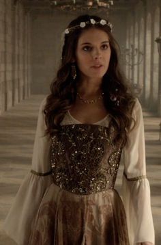 Kenna Aesthetic, Fictional Outfits, Kenna Reign, Reign Outfits, Katheryn Howard, Reign Cast, Lady Kenna, Lyanna Stark, Era Dresses