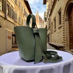 Italian Handmade Leather Bags for Woman L L Elegant Leather - Etsy Elegant Bucket Box Bag For Shopping, Elegant Shopping Bucket Box Bag, Leather Bucket Box Bag With Removable Pouch, Leather Bucket Shape Box Bag With Removable Pouch, Leather Lining Bucket Bag, Leather Box Bag With Removable Pouch In Bucket Shape, Chic Bucket Bag With Leather Lining, Formal Large Capacity Bucket Bag, Large Capacity Bucket Bag For Formal Occasions