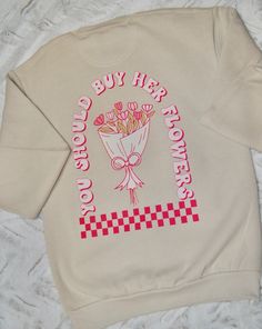 ★ Our super soft and cozy hoodie fits true to size ☆ If wanting an oversized look, please size up from your original size ★Featuring our classic bone crewneck with multicolored writing Buy Her Flowers, Flower Crew, Vintage Valentine Art, Womens Sweatshirts, Hoodie Fits, Flower Drawing, Vintage Flowers, Valentine Gifts, Sweatshirts Women