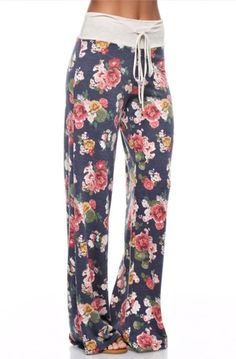 Floral Lounge Pants Navy Floral Lounge, Chilly Morning, Estilo Hippie, Floral Print Pants, Clothing Websites, Floral Pants, Looks Style, Drawstring Pants