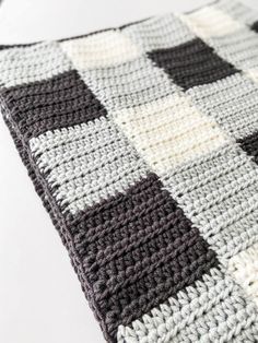 crochet blanket patterns Crochet Gingham, Boy Crochet Blanket, Temp Blanket, Shawl For Men, Chunky Blanket Pattern, Gingham Blanket, Making Blankets, Knitting Quilt, Baby Boy Crochet