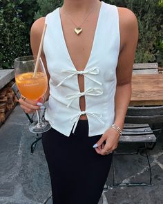 Classy Outfit Aesthetic, Euro Summer Outfit, Summer Going Out Outfit, Going Out Outfit, Outfit Photo, Vacay Outfits, Euro Summer, Italy Outfits, Easy Trendy Outfits