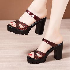 Shipping: Worldwide Express Shipping AvailableDelivery time: 7-15Days Fast ShippingReturns: Fast refund, 100% Money Back Guarantee.Brand Name: WDHKUNShoes Type: SlidesApplicable Place: OutsideUpper Material: PUHeel Height: Super High (8cm-up)Origin: Mainland ChinaSeason: SummerHeel Type: Square heelItem Type: SlippersModel Number: 85296Fashion Element: BlingDepartment Name: AdultOutsole Material: TPUWith Platforms: YesPlatform Height: 0-3cmStyle: PunkInsole Material: PUPattern Type: GeometricFit Bling Slippers, Women Shoes 2022, Shoes 2022 Summer, Cheap Slippers, Shoes 2021, Summer High Heels, Wedding Slippers, Slippers Women, Platform Slippers