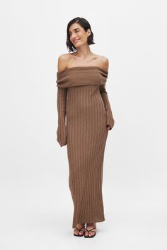 Knitted Offshoulder Midi Dress Brown Fall Evening Off Shoulder Dress, Brown Long Midi Dress For Winter, Elegant Off Shoulder Midi Dress For Fall, Brown Maxi Dress For Fall Evening, Brown Maxi Dress For Evening In Fall, Brown Evening Dresses For Winter, Brown Fall Evening Maxi Dress, Chic Off Shoulder Midi Dress For Fall, Chic Off-shoulder Maxi Dress For Winter