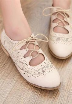 Vintage Lace Shoes pper:leather lace Sole: rubber Lining leather pu elegant shoes Elven Shoes, Lace Oxford Shoes, Lace Oxfords, Comfortable Walking Shoes, Fashion Shoes Flats, Flower Shoes, 3 Shoes, Jelly Shoes