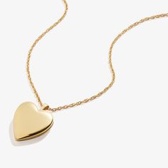 Keep your loved ones close to your heart with this adjustable Heart Locket Necklace. Choose a meaningful photo to place inside as a wearable reminder of what means the most. Gold Necklace Locket, Simple Heart Necklace, Meaningful Photos, Picture Locket, Heart Locket Necklace, Heart Pictures, Mom Christmas, Bangle Bracelets With Charms, Silver Lockets