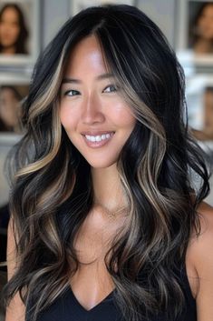 Long Black Hair with a Blonde Money Piece Black Hair With Blonde Highlights Asian, Hairstyles With Blonde Highlights, Black Hair With Blonde Highlights, Butterfly Haircuts, Jack Martin, Hair Elegant, Shaggy Pixie, Nail Infection