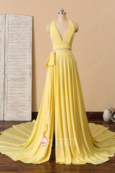 The sexy two-piece prom dress was made from soft jersey fabric. Halter V-neckline, fixed sash and alluring open low back design, sexy thigh-high slit skirt with smooth long train. Different Types Of Dresses, Custom Made Prom Dress, Yellow Jersey, Dress Train, Military Ball Dresses, Jersey Knit Dress, Piece Prom Dress, Gowns Online, Online Wedding