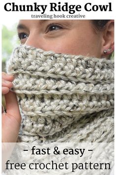 the chunky ridge cowl is an easy crochet scarf pattern for beginners