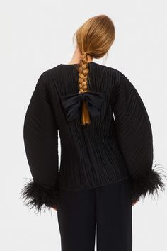 Hebao Jacket with Detachable Feathers in Black – Sleeper Ariel Swimsuit, Feather Jacket, Luxury Loungewear, Collarless Jacket, Linen Shirts, Loungewear Luxury, Textured Waves, Satin Blouses, Pajama Sets