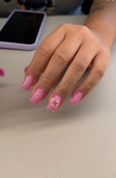 Aura Nails Square, Pink Gel Nails Ideas, All Pink Nails, Pink Short Nails Ideas, Short Pink Nails Designs, Pink Short Nail Designs, Aura Nails Short, Short Aura Nails, Short Nail Sets