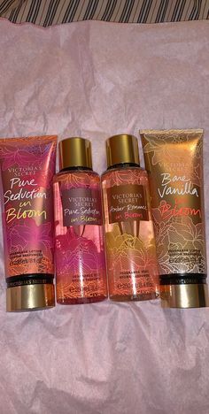 Profumo Victoria Secret, Koleksi Makeup, Victoria Secret Body Spray, Perfume Versace, Shower Products, Victoria Secret Fragrances, Perfume Body Spray, Bath And Body Works Perfume, Shower Skin Care