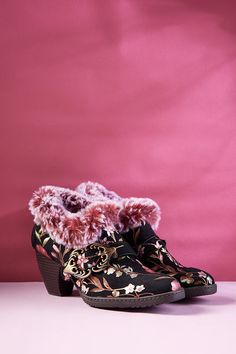 Soffia | Thalia Lily Blossom Leather Low Ankle Boots - Pink – SMAIBULUN Pink Ankle Boots, Black Pointed Toe Flats, Low Ankle Boots, Blue High Heels, Rough Heels, Reindeer Headband, Boots For Short Women, Soft Pink Color, Square Head