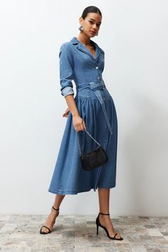 Stylish Belted Blue Jean Maxi Dress | Trendy Belted Jean Dress | Mid-Sleeve Belted Jean Dress | Knee-Length Casual Shirt Collar Denim Dress ✔️Colors may vary due to light differences in studio shootings. ✔️Wrinkles may occur during the shipping process. After receiving your clothing, you can wear it neatly like the model if you use a steam iron afterward. ✔️Model Measurements: Height: 180cm (5'11'') Chest: 80cm (31in) Waist: 61cm (24in) Hips: 89cm (35in) The product on the model is size S/36/8. Denim Blue Belted Denim Dress, Chic Belted Knee-length Denim Dress, Knee-length Belted Denim Dress, Knee-length Belted Medium Wash Denim Dress, Blue Belted Midi-length Denim Dress, 27 Piece Hairstyles, Denim Maxi Dress, Light Blue Denim, Mid Dresses