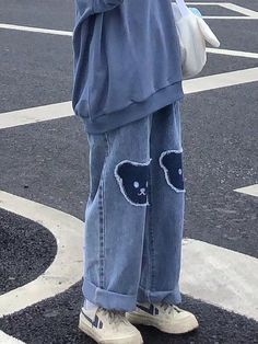 Kawaii Bear, Harajuku Women, Dream Outfits, High Waist Denim, Jeans Y2k, Printed Jeans, Straight Trousers, Mode Inspo, 가을 패션